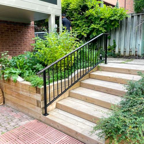 Exterior stairs